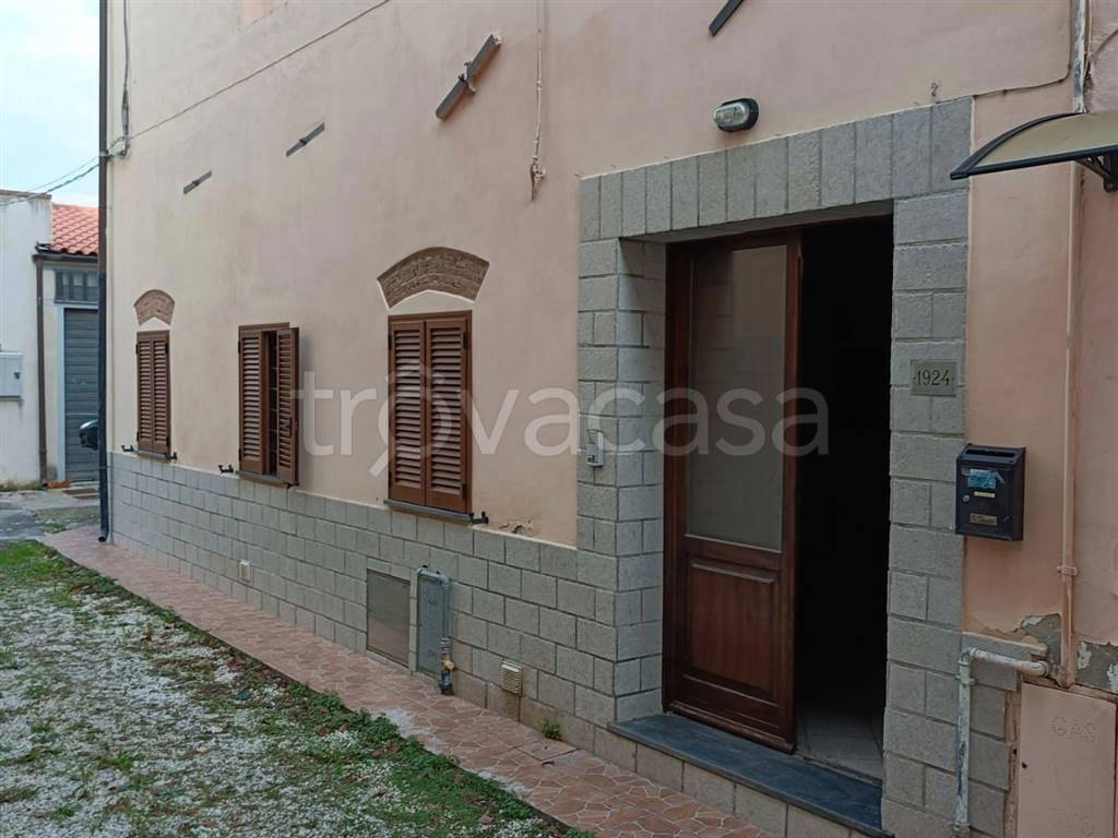 appartamento in vendita a Cascina in zona Navacchio