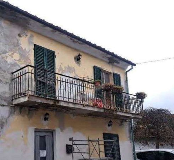 casa indipendente in vendita a Cascina in zona Navacchio