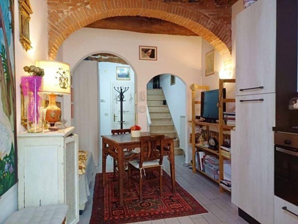 casa indipendente in vendita a Cascina in zona San Frediano a Settimo