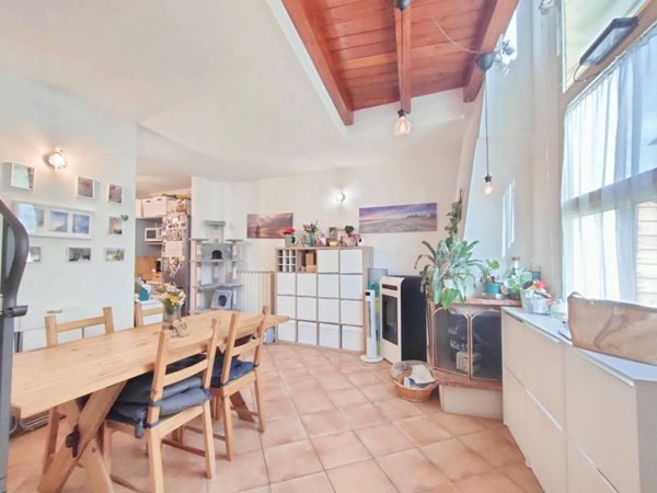 casa indipendente in vendita a Cascina in zona Navacchio