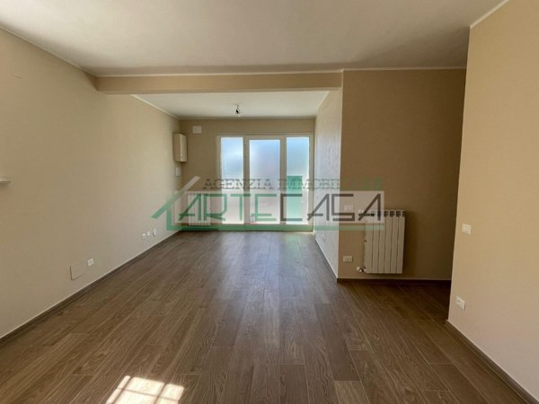 appartamento in vendita a Cascina in zona Marciana