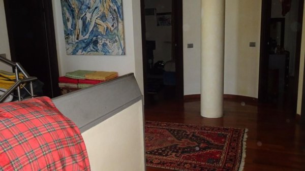 casa indipendente in vendita a Cascina