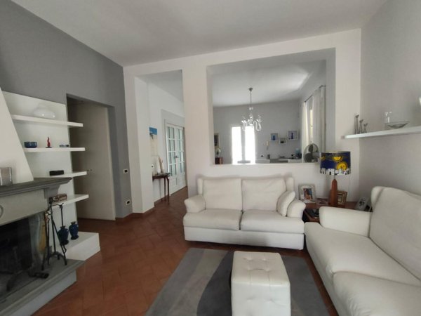 casa indipendente in vendita a Cascina in zona San Frediano a Settimo