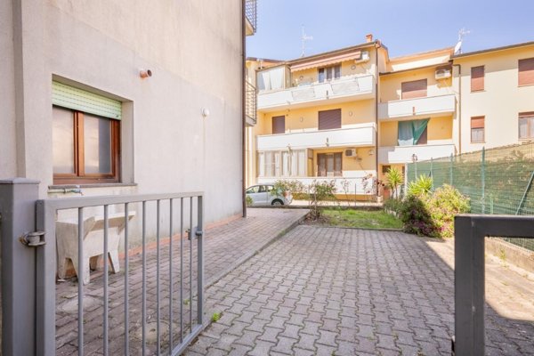 appartamento in vendita a Cascina in zona Marciana
