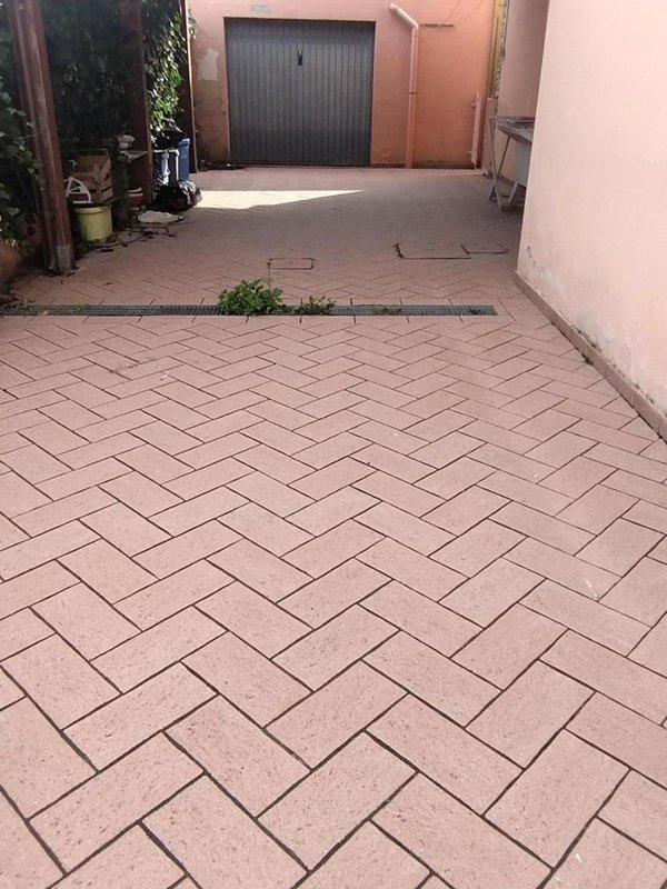 casa indipendente in vendita a Cascina in zona Navacchio