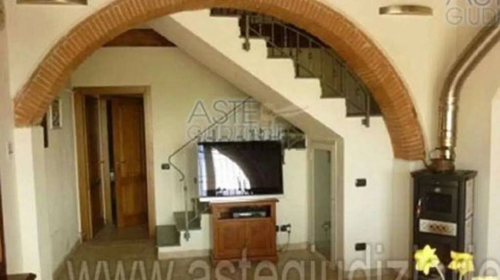 appartamento in vendita a Cascina in zona Latignano