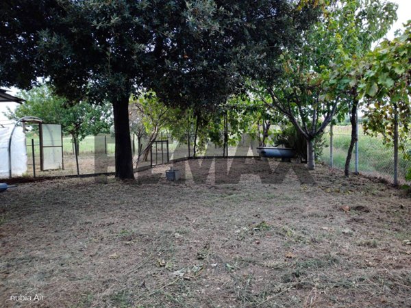 terreno in vendita a Cascina