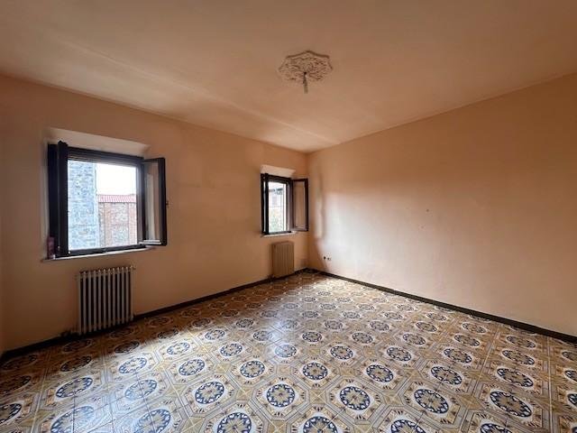 appartamento in vendita a Cascina in zona Marciana