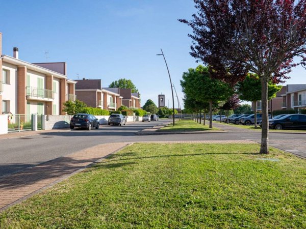 appartamento in vendita a Cascina in zona San Lorenzo a Pagnatico