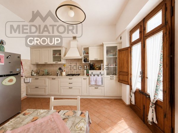 appartamento in vendita a Cascina in zona San Lorenzo alle Corti