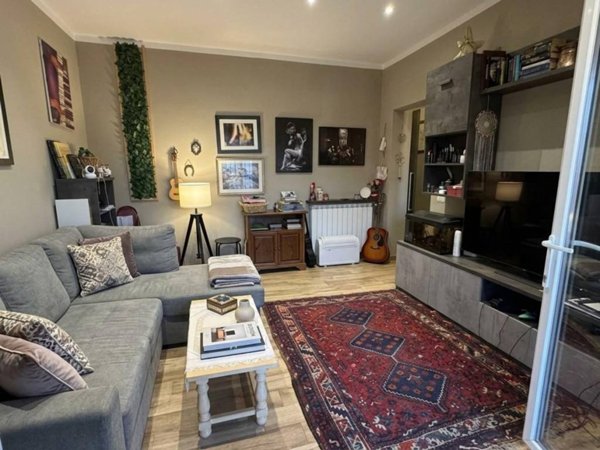 casa indipendente in vendita a Cascina in zona Navacchio
