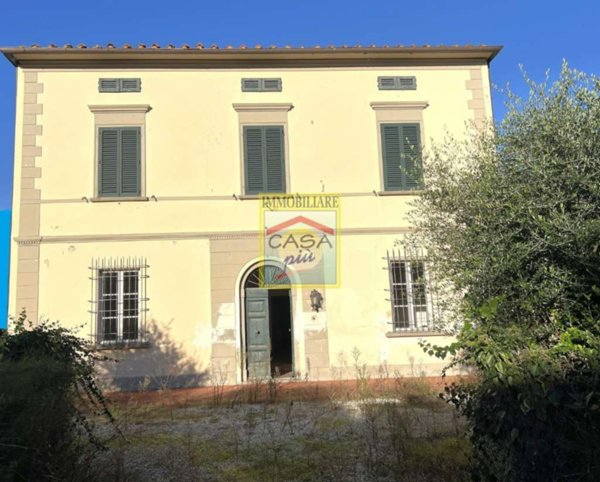 casa indipendente in vendita a Cascina in zona San Lorenzo a Pagnatico