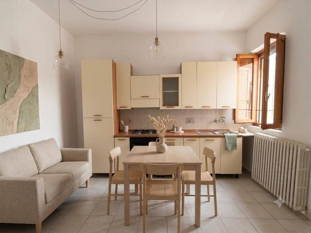 appartamento in vendita a Cascina in zona Visignano