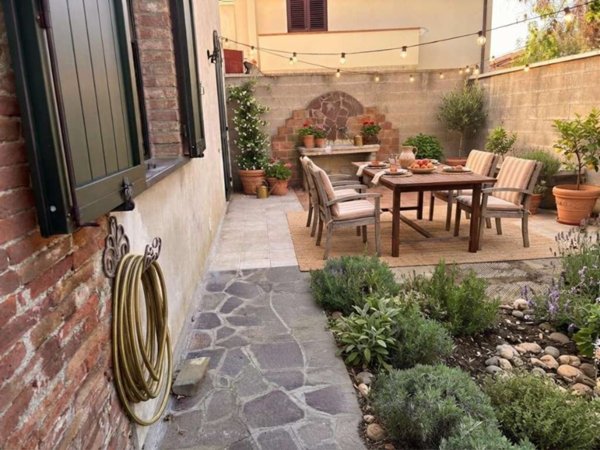 casale in vendita a Cascina in zona San Frediano a Settimo