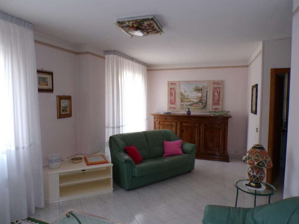 casa indipendente in vendita a Cascina in zona San Frediano a Settimo