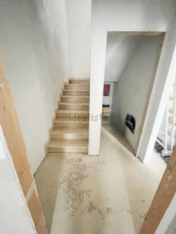 casa indipendente in vendita a Cascina