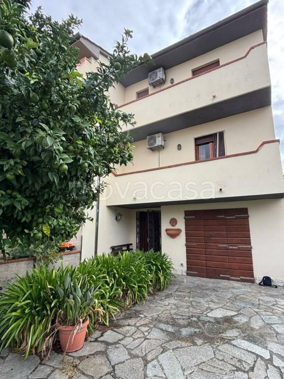 casa indipendente in vendita a Cascina in zona Musigliano