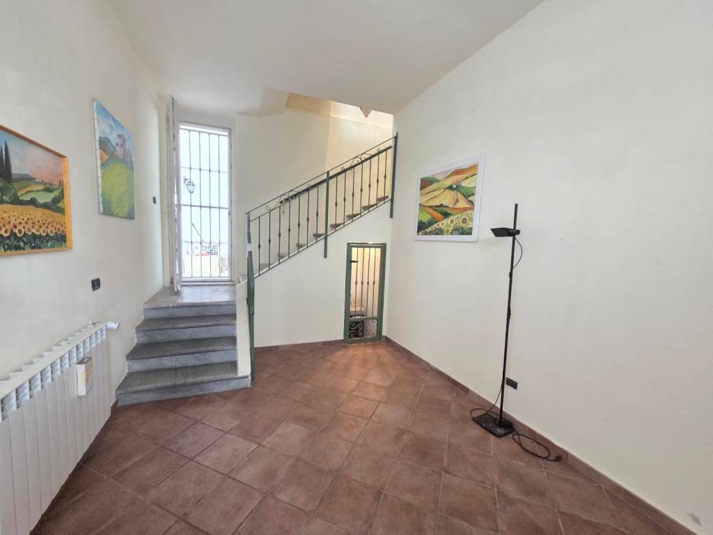 appartamento in vendita a Cascina in zona Marciana