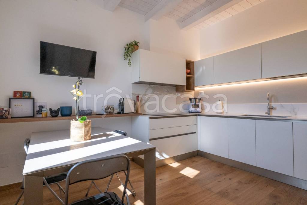 appartamento in vendita a Cascina in zona San Casciano