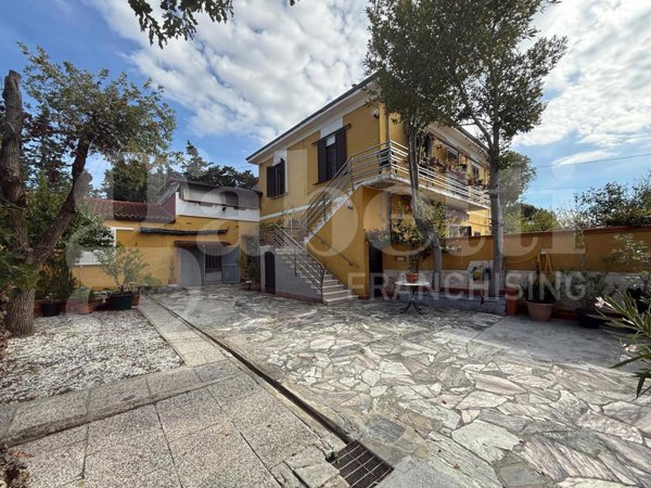 appartamento in vendita a Cascina