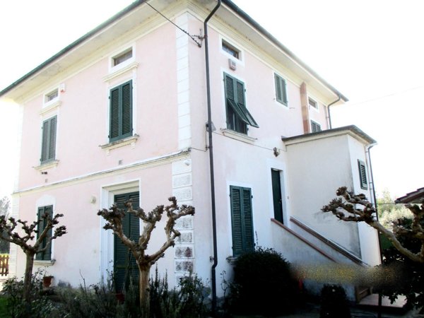 casa indipendente in vendita a Castelfranco di Sotto in zona Orentano