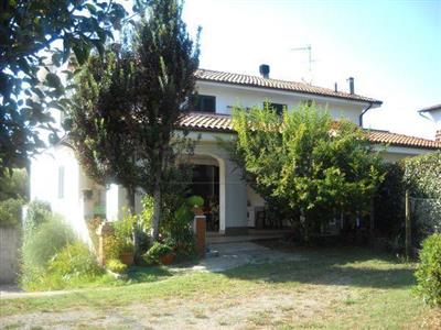 casa indipendente in vendita a Castelfranco di Sotto in zona Orentano