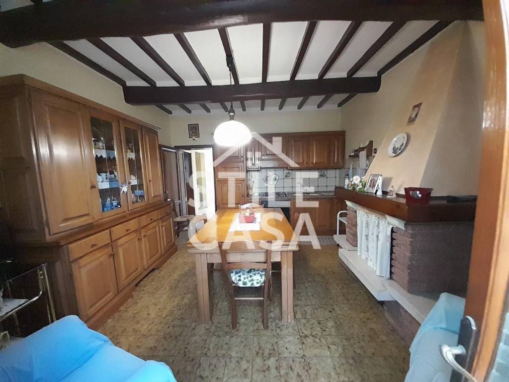 casa indipendente in vendita a Castelfranco di Sotto in zona Orentano