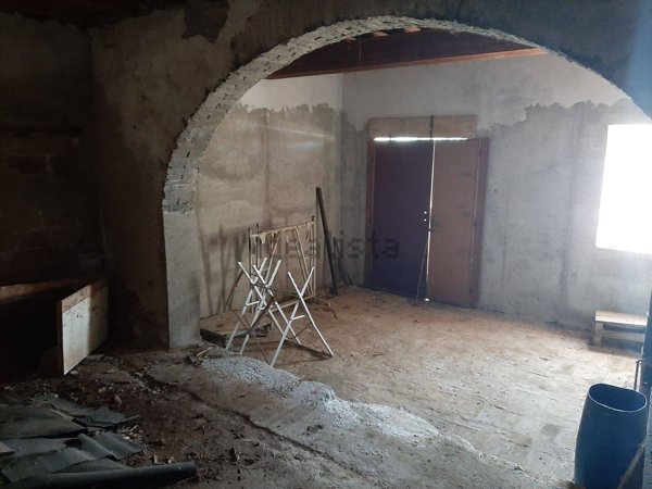 casa indipendente in vendita a Castelfranco di Sotto in zona Villa Campanile