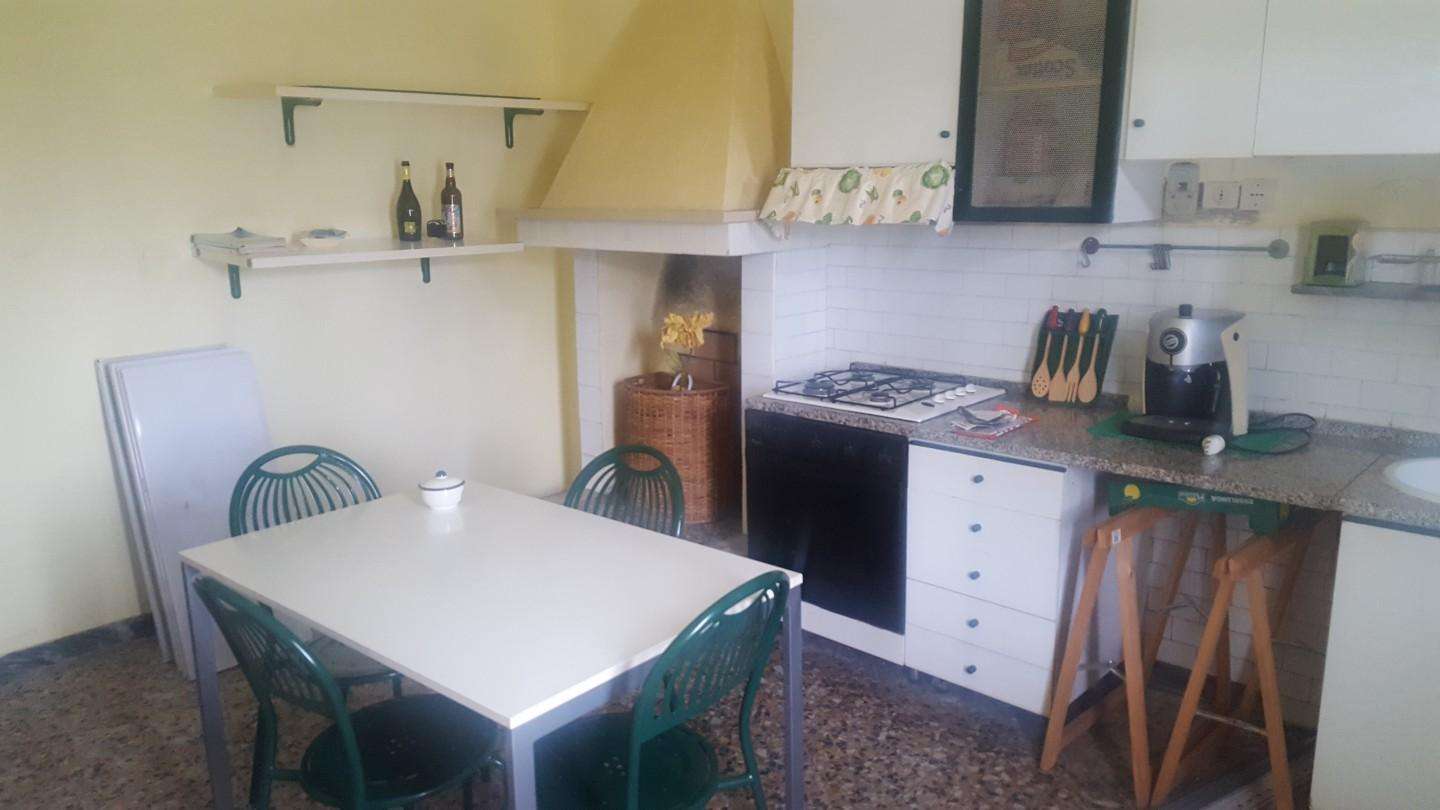 intera palazzina in vendita a Castelfranco di Sotto in zona Orentano