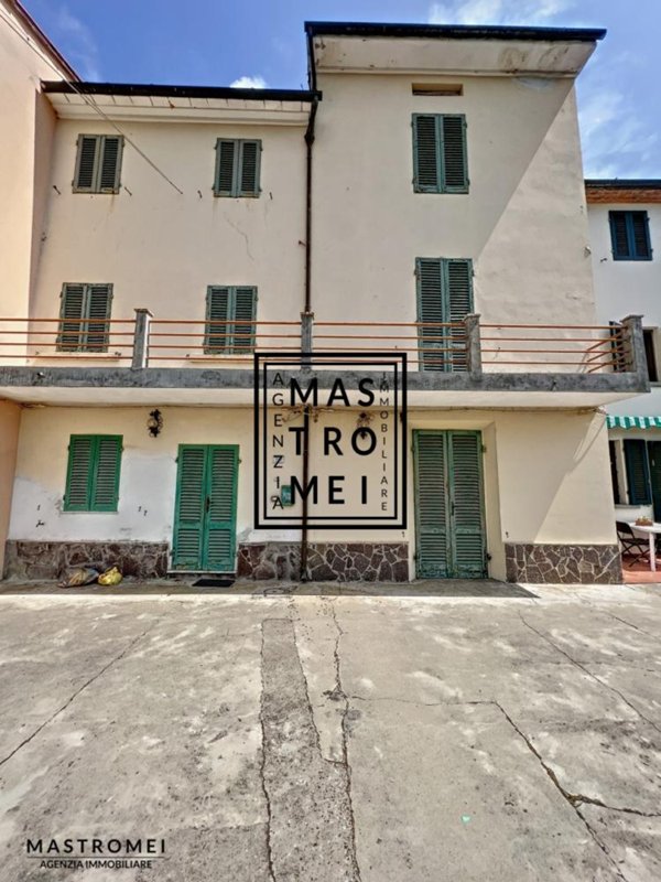 casa indipendente in vendita a Castelfranco di Sotto