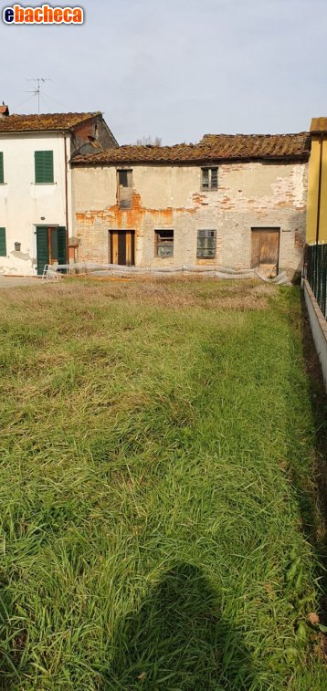 casa indipendente in vendita a Castelfranco di Sotto in zona Villa Campanile