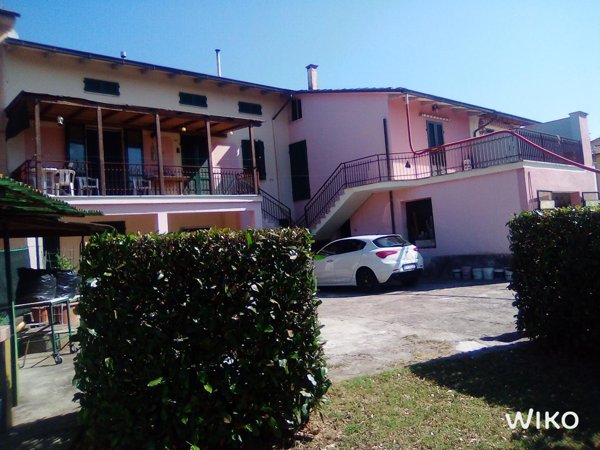 casa indipendente in vendita a Castelfranco di Sotto in zona Orentano