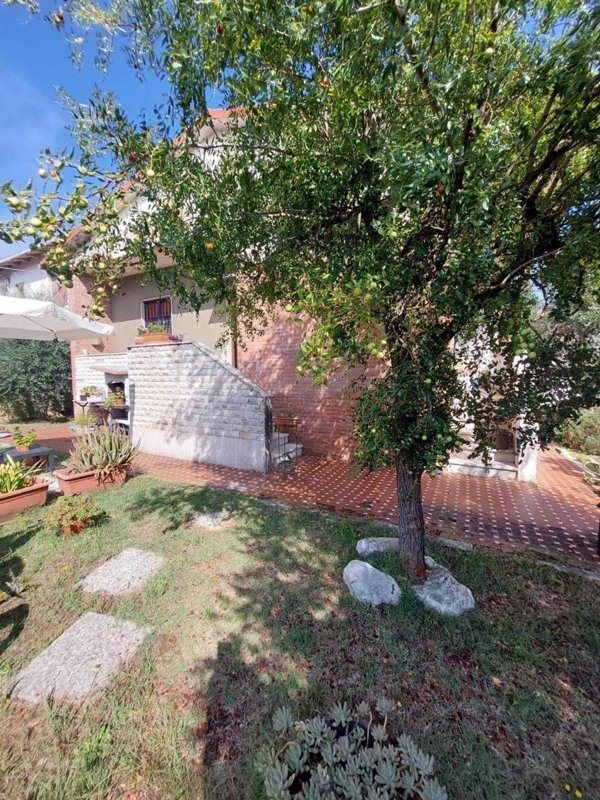casa indipendente in vendita a Castelfranco di Sotto