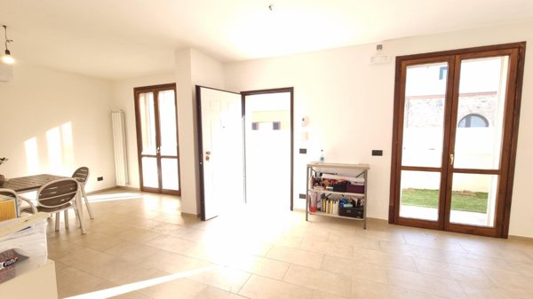 casa indipendente in vendita a Castelfranco di Sotto in zona Orentano