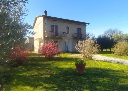 casa indipendente in vendita a Castelfranco di Sotto in zona Villa Campanile