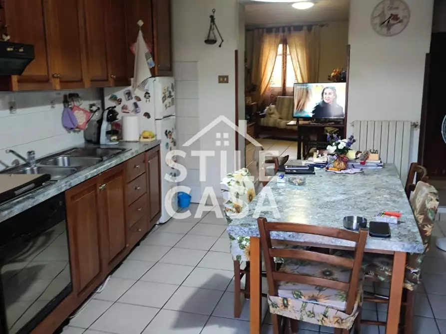 casa indipendente in vendita a Castelfranco di Sotto in zona Orentano