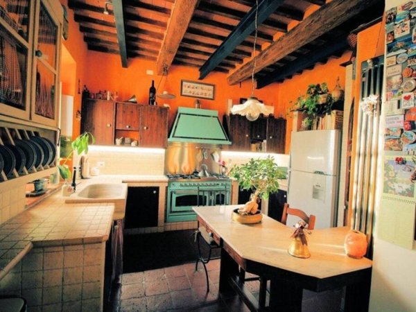 casa indipendente in vendita a Castelfranco di Sotto in zona Villa Campanile