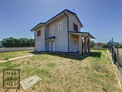 casa indipendente in vendita a Castelfranco di Sotto in zona Orentano
