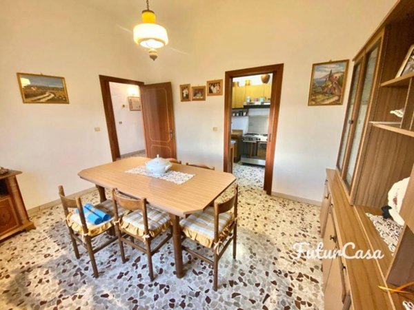 casa indipendente in vendita a Castelfranco di Sotto in zona Orentano