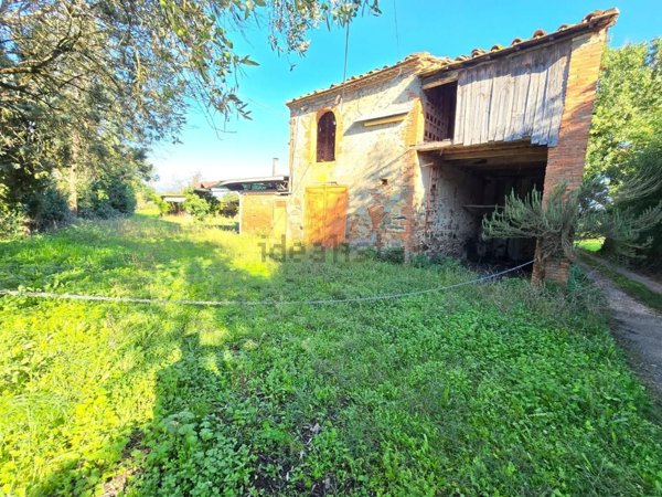 casa semindipendente in vendita a Castelfranco di Sotto in zona Orentano