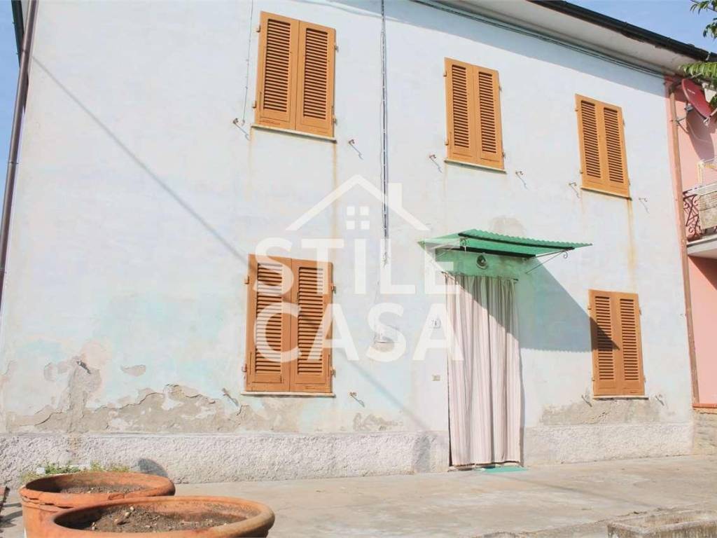 casa indipendente in vendita a Castelfranco di Sotto in zona Orentano