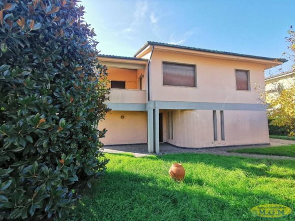 casa indipendente in vendita a Castelfranco di Sotto