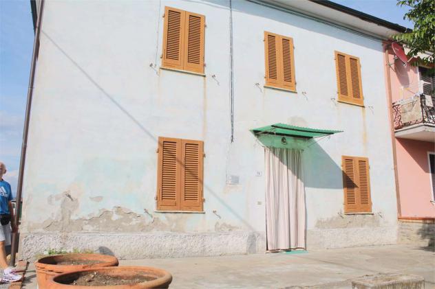 casa indipendente in vendita a Castelfranco di Sotto in zona Orentano