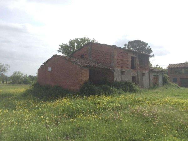 casa indipendente in vendita a Castelfranco di Sotto in zona Villa Campanile