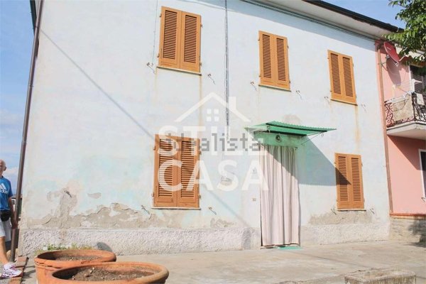 casa indipendente in vendita a Castelfranco di Sotto in zona Orentano