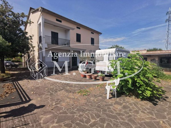 casa indipendente in vendita a Castelfranco di Sotto