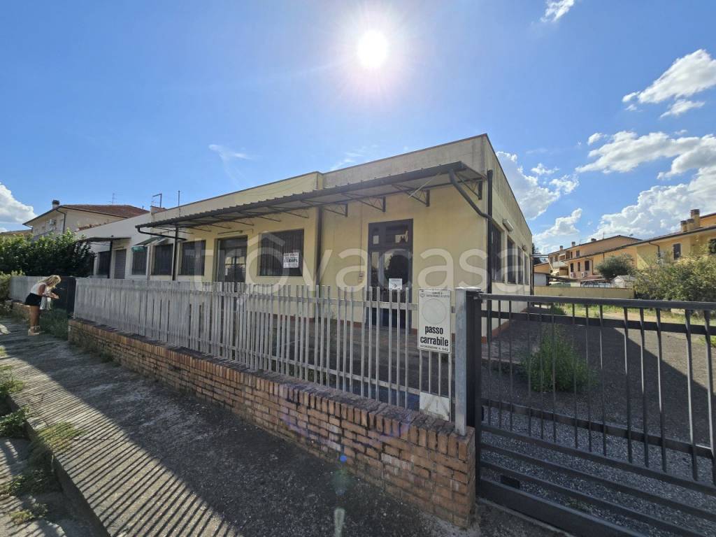 negozio in vendita a Castelfranco di Sotto