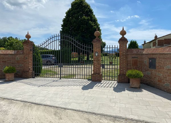 casa indipendente in vendita a Castelfranco di Sotto in zona Orentano