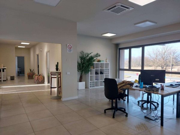 ufficio in vendita a Castelfranco di Sotto