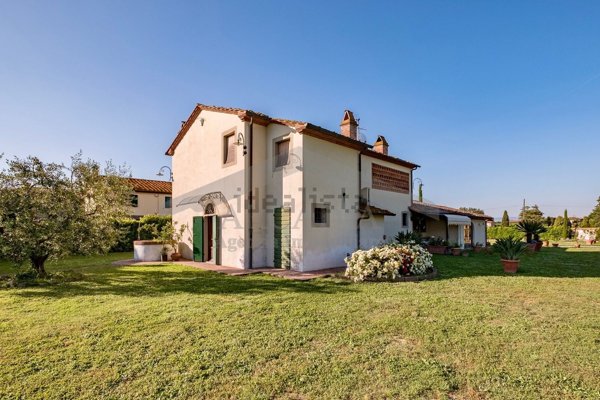 casa indipendente in vendita a Castelfranco di Sotto in zona Orentano